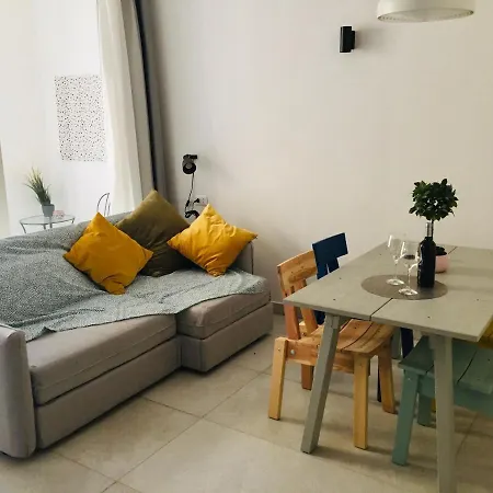 Casa Abbatuzzu * أتشيريالي