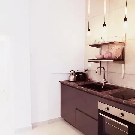 Casa Abbatuzzu شقة أتشيريالي