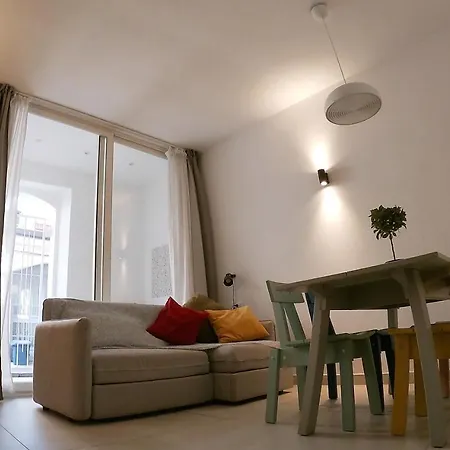 Casa Abbatuzzu アチレアーレ