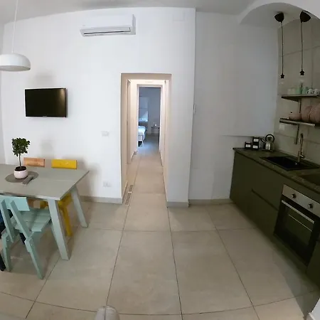Casa Abbatuzzu شقة أتشيريالي